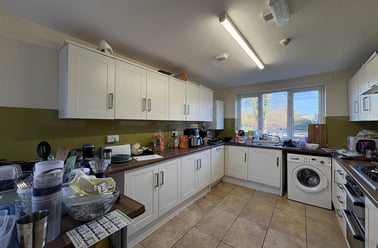 Melton Road, West Bridgford, Nottingham - Image 2